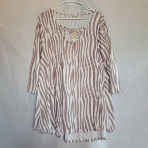NWT Simply Noelle Beige White Animal Print 3/4 Sleeve Pullover Blouse Tunic L/XL